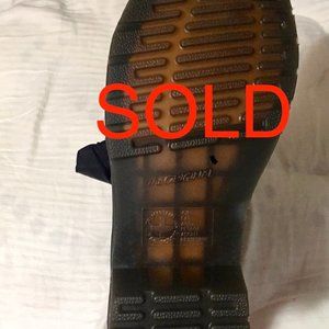 NWOT Doc Martens Triumph 1914 W Black/Plaid